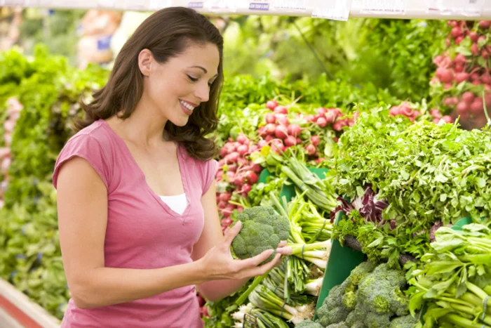 Broccoli se numără printre legumele indicate în prevenirea cancerului.www.clicksanatate.ro