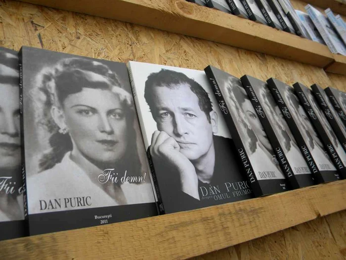 Dan Puric își va lansa duminică, la târg, cartea „Fii demn!“