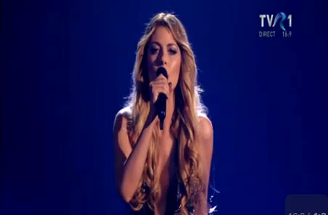 Maria Elena Kyriakou a cântat piesa „One Last Breath” la Eurovision 2015, semifinala 1