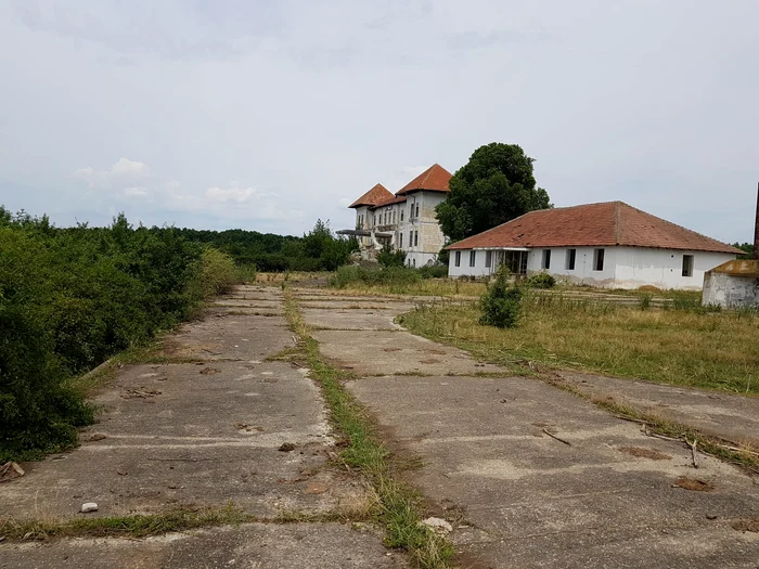 Palatul de la Țigănești, abandonat FOTO: Primăria Munteni 