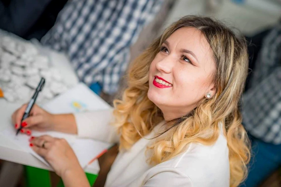 Alexandra Lopătaru creatoarea blogului Poveşti din Bebelonia Foto Arhiva personală