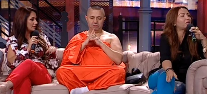 
    Manelistul vrea să fie zenFoto: captură Antena 1  