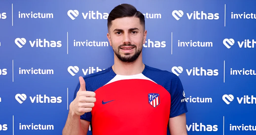 Horațiu Moldovan e de ieri jucătorul lui Atletico Madrid. Foto X 