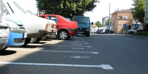 Bistriţa : Locurile de parcare se  scot la închiriat