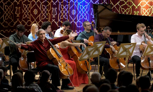 MARIN CAZACU & VIOLONCELLISSIMO 4 WEB Foto Virgil Oprina copy jpg