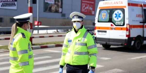 politisti cu masca foto sindicateuropol.ro/
