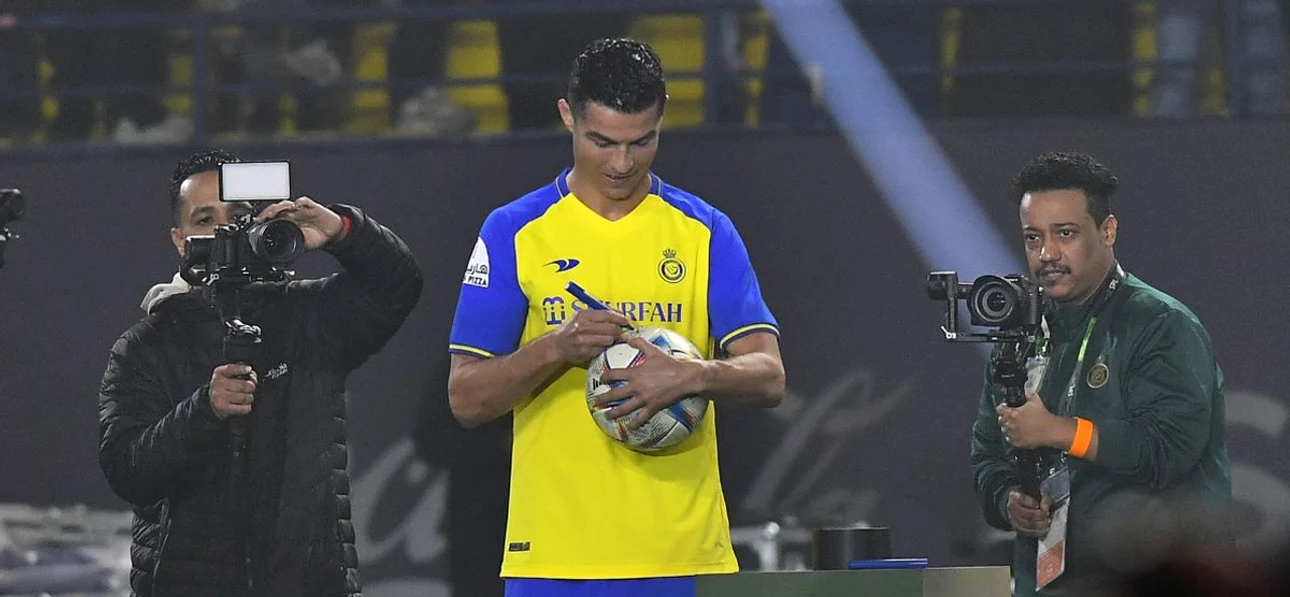 Cristiano Ronaldo a fost primit cu brațele deschise de arabi. Foto Al Nassr