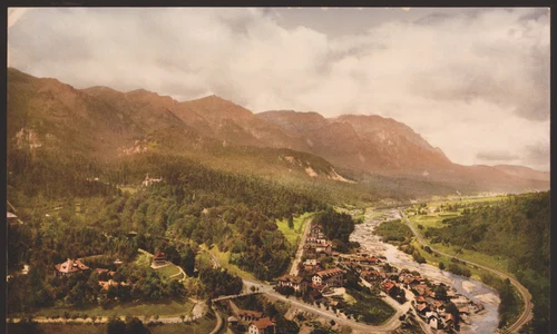  Sinaia, Roumania jpg