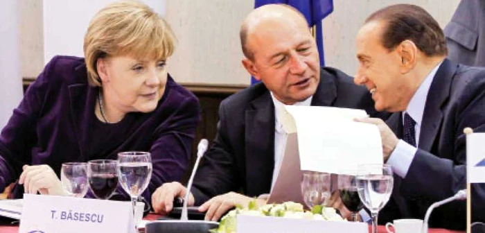 La reuniunea PPE preşedintele Traian Băsescu a avut ocazia să discute cu cancelarul Angela Merkel