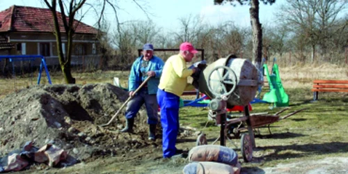 Hunedoara: Şantiere de construcţii blocate de ITM