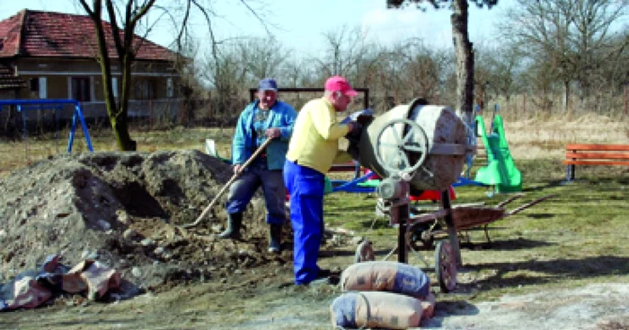 Hunedoara: Şantiere de construcţii blocate de ITM