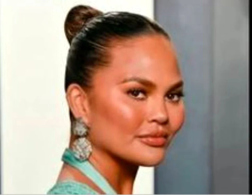 
    Chrissy Teigen a cerut ajutorul fanilorFoto: Instagram  