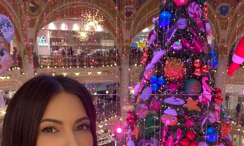 1 andreea berecleanu la paris jpg jpeg