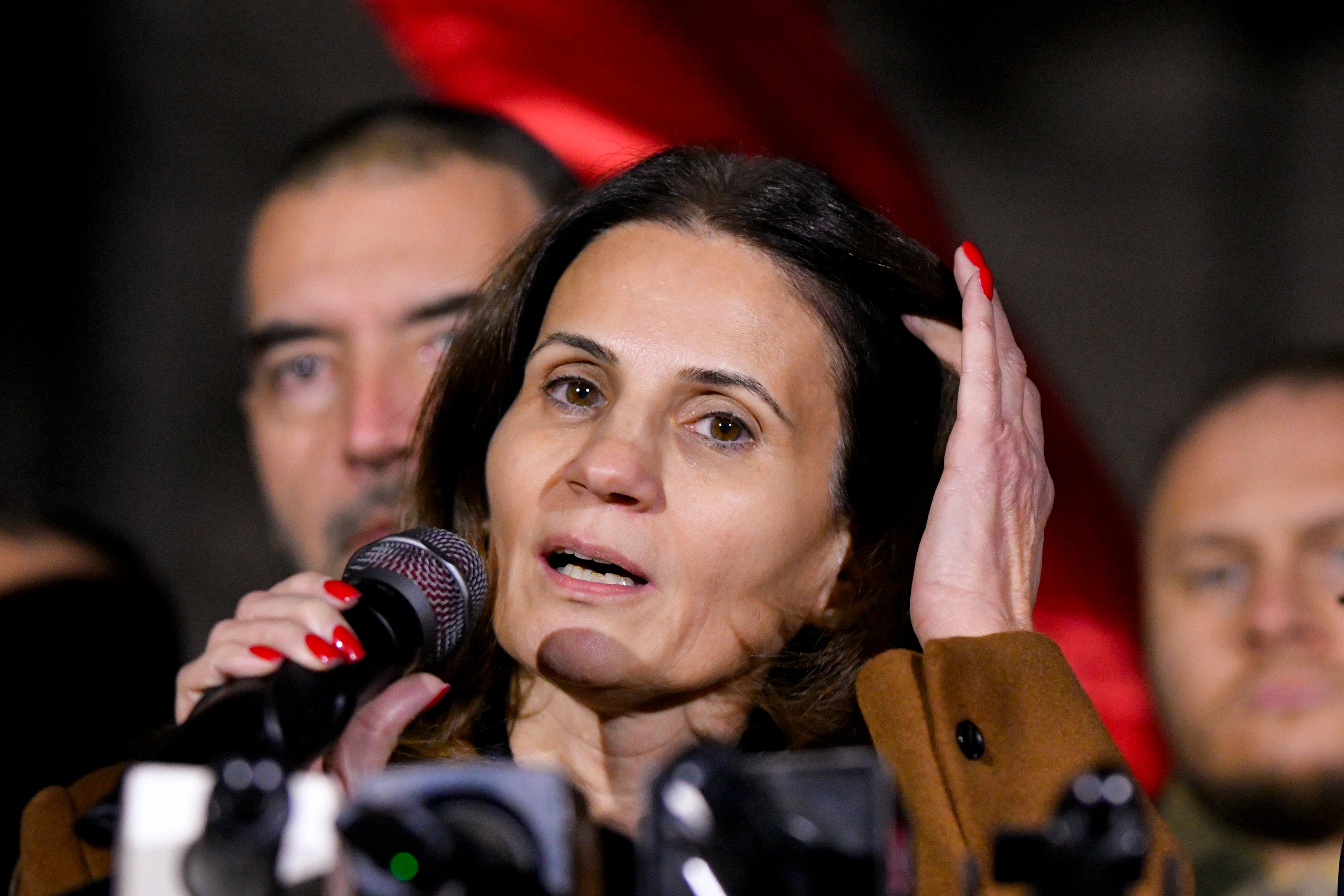 Anca Alexandrescu amenință cu procese după divulgarea faptului că a deţinut gradul de locotenent-colonel: „Este o mizerie”