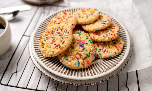 Fursecuri cu drajeuri  Sursa foto shutterstock 2115818972 jpg