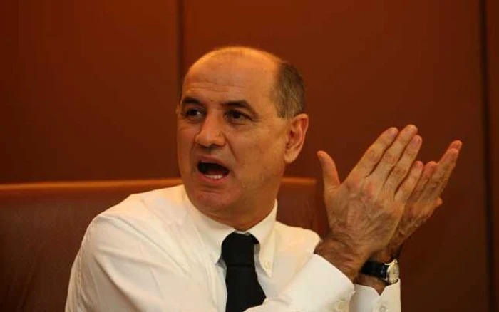 George Copos a fost deja condamnat în dosarul „Loteria I” şi dosarul „Transferurilor” FOTO Adevarul