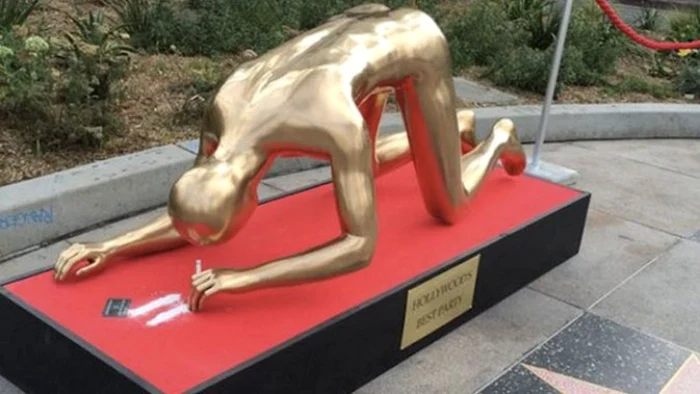 Statueta Oscar prizând cocaină este un semnal de alarmă în ceea ce priveşte dependenţa de droguri la Hollywood FOTO laist.com/Nick Stern