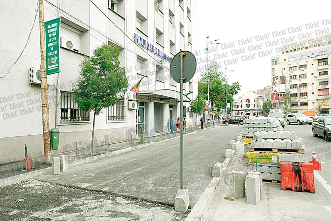 Pe Calea Dorobanților se circulă cu dificultate, din cauza lucrărilor (Fotografii: Dorin Constanda)