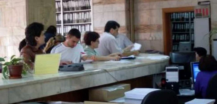 Râmnicu Vâlcea: Termen pentru declaraţiile fiscale - Adevărul la minut