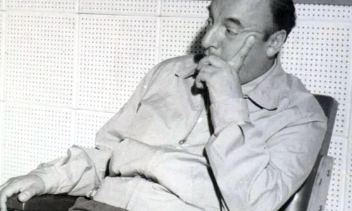 Spionii ascunși în spatele profesiei de scriitori jpeg