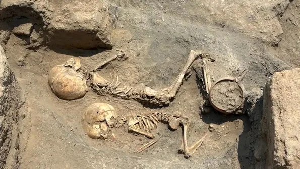 Intervenție chirurgicală craniană, descoperită la un copil din Epoca Bronzului, decedat la vârsta de 5 ani (© Italian Archaeological Mission in Uzbekistan)