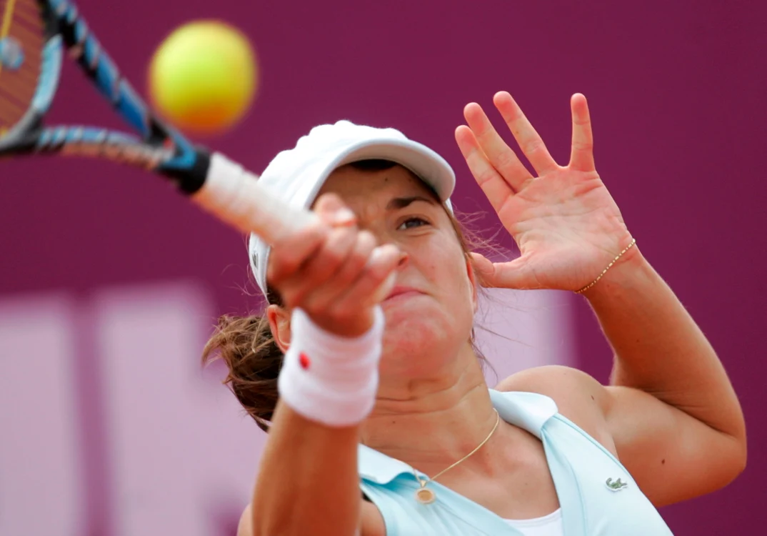 
    Alexandra Dulgheru merge bine în Franţa  