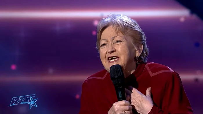 Doina Andronachi, în vârstă de 83 de ani, a primit Golden Buzz. FOTO: captură video YouTube