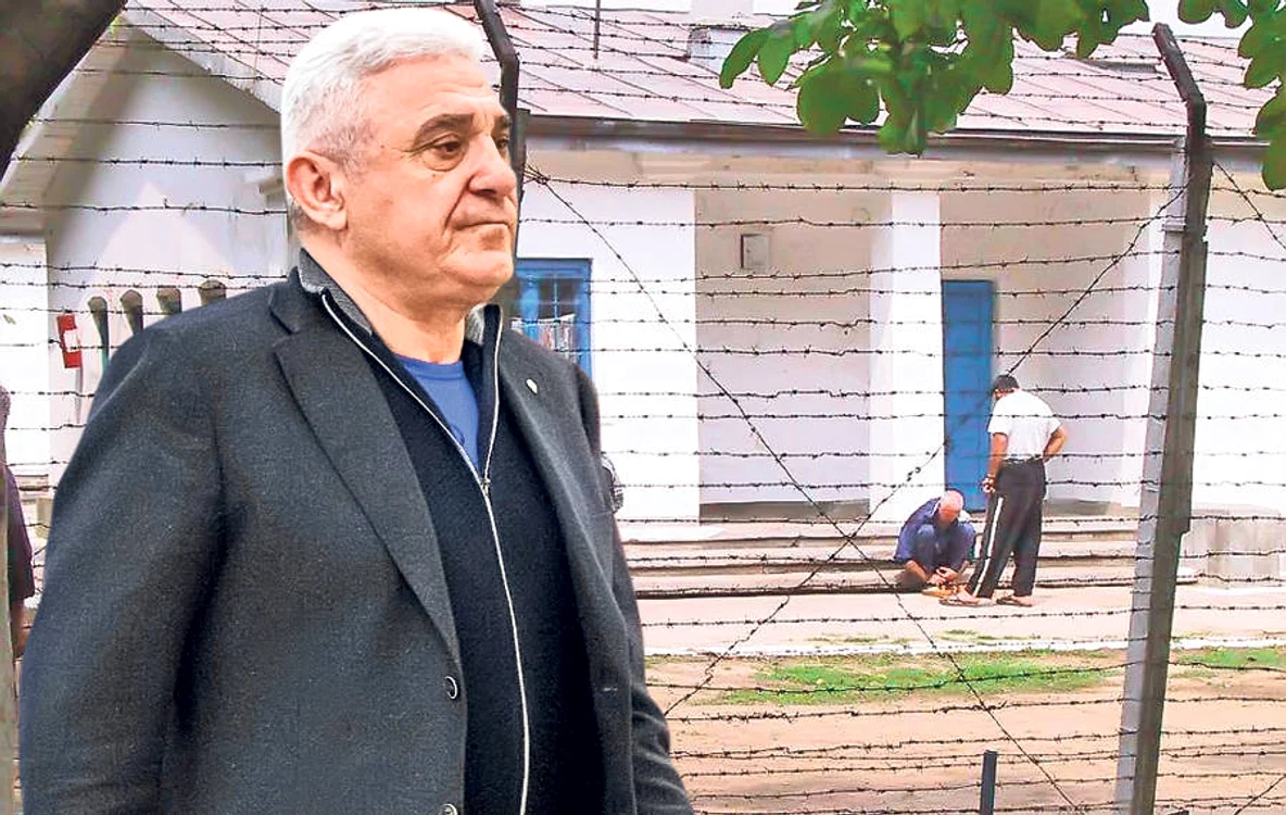 
    Ioan Becali își va petrece Sărbătorile în închisoare  