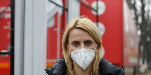 Moş Crăciun la Institutul de Pneumoftiziologie „Marius Nasta“ - Bucureşti - Beatrice Mahler / FOTO Inquam Photos / Octav Ganea / 25 dec 2020