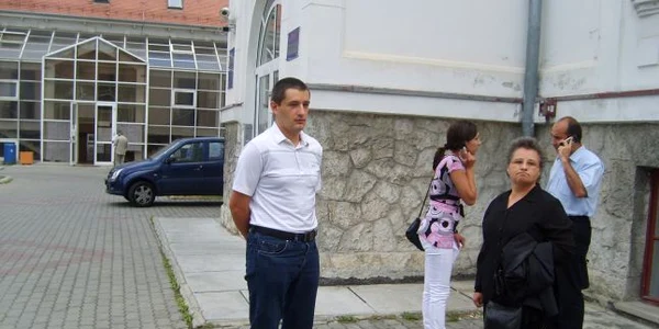 Mircea şi Elena Balog sunt revoltaţi de decizia instanţei Foto. Flavia Cistian