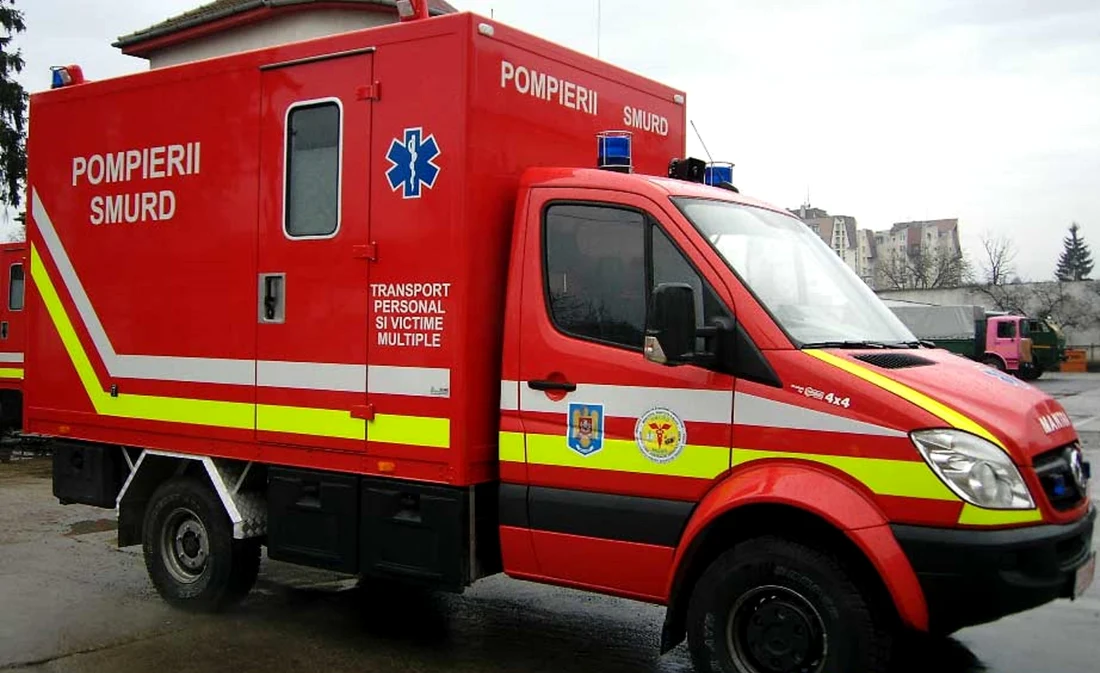Ambulanță pentru victime multiple Foto ISU Sibiu