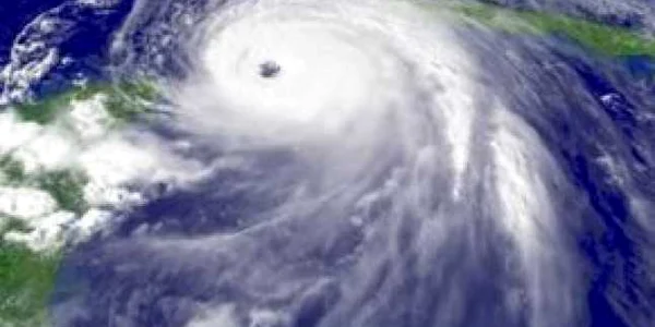 Un taifun puternic ameninţă Japonia