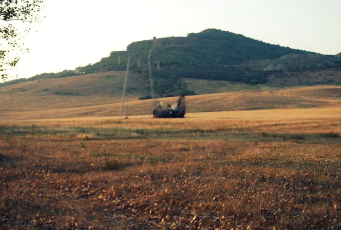 Minele antitanc au fost detonate. ISU Hunedoara.