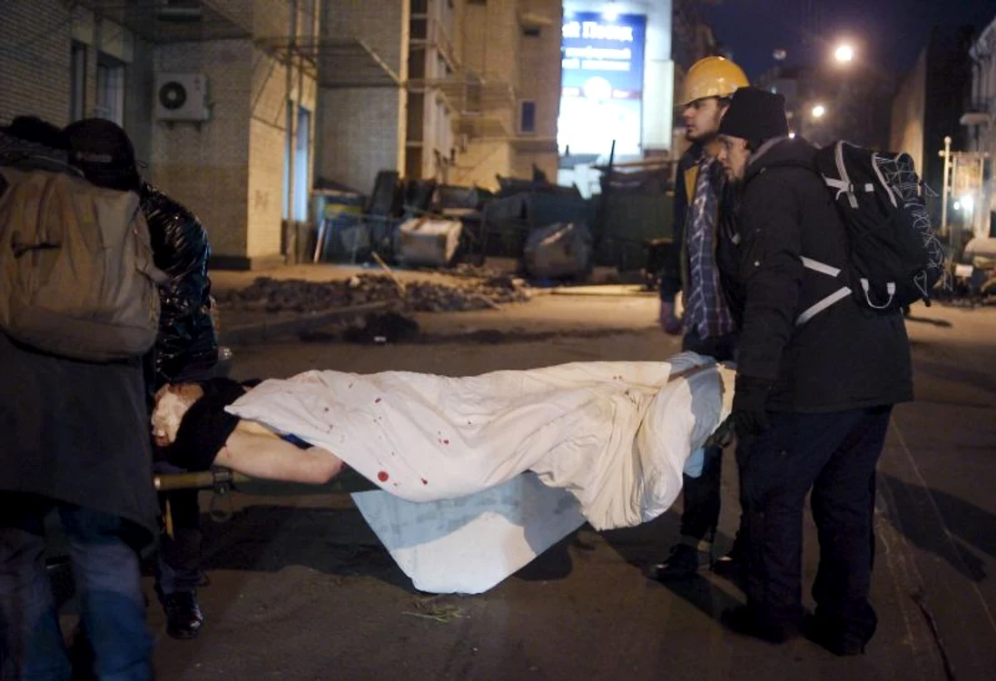 Protestele au continuat toată noaptea în capitala Ucrainei (Foto: Reuters)