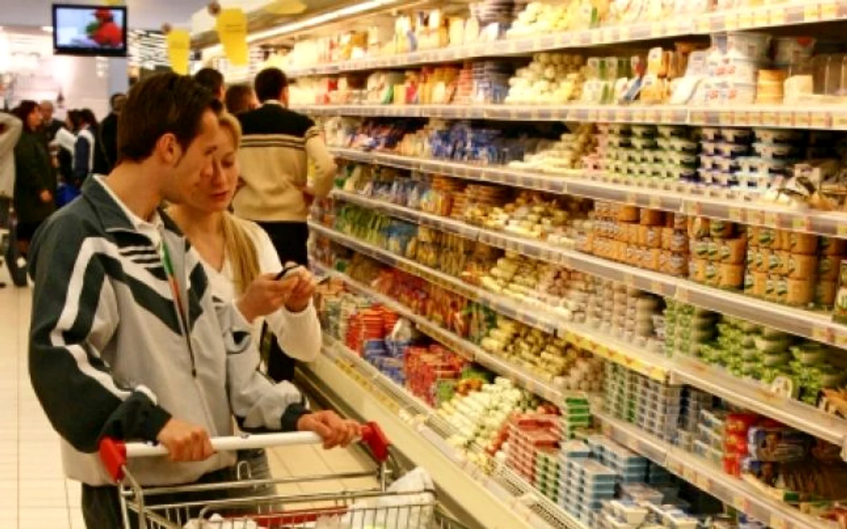 Reducerea TVA la alimente la 9% a determinat o scădere medie a preţurilor de 11%.