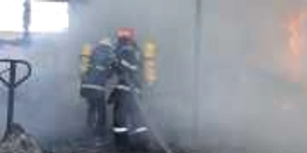 Casa bărbatului a ars în întregime