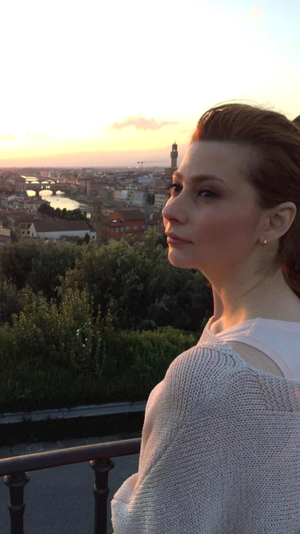 Mihaela Călin se relaxează în vacanţă