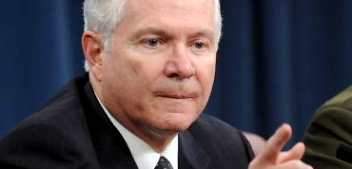 Robert Gates: Iranul încearcă să producă arme nucleare