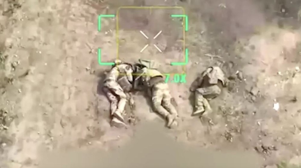  Rușii ucid soldați ucraineni care s-au predat lângă Pokrovsk. Presa de stat rusă arată militari ucraineni capturați în regiunea Kursk