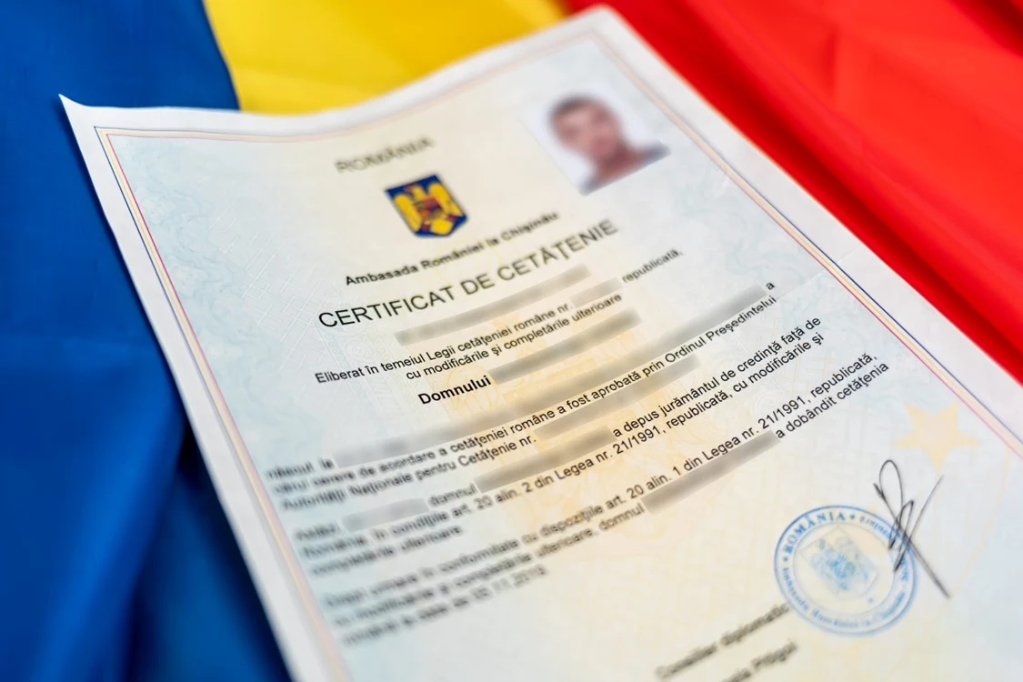 Diverși intermediari promit facilitarea obținerii cetățeniei. FOTO ilustrativ justconsult