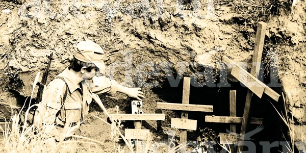 Monument improvizat în tranşeele de la Cocieri