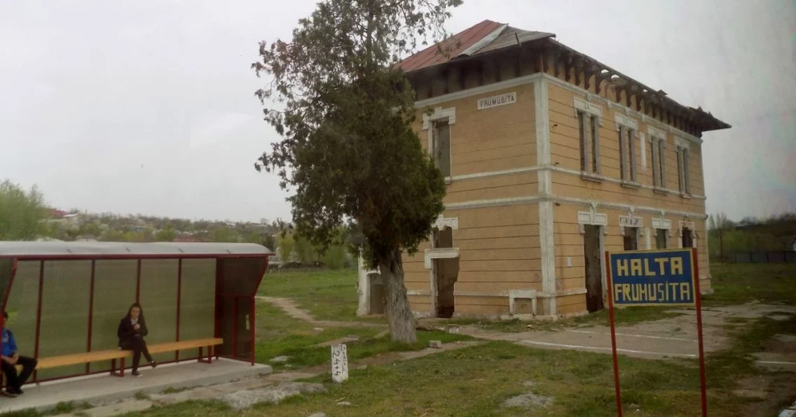 Gara Frumuşiţa judeţul Galaţi FOTO Costel Crangan