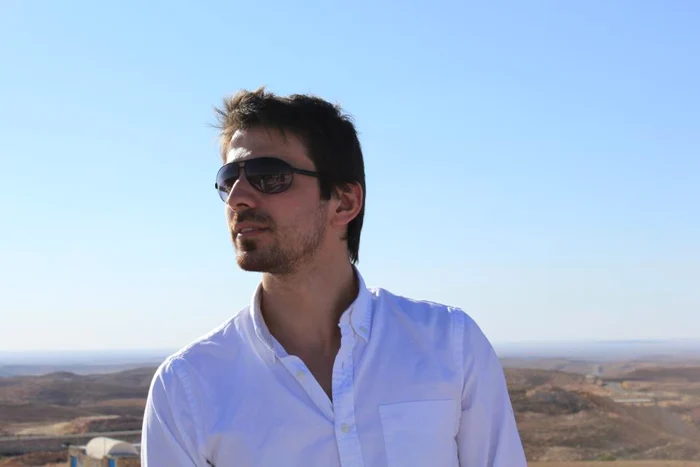 Fostul iubit al Andreei Marin are veleităţi de manechin şi pozează foarte sexy (foto: arhiva personală)