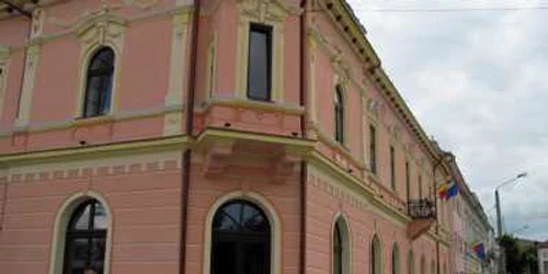 Concursul este organizat de Biblioteca Judeţeană