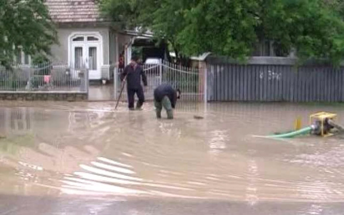 Bucureştiul s-a inundat în urma ploilor de sămbătă noaptea