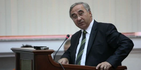 prof. univ. dr. Ion Vladimirescu, rectorul Universităţii din Craiova
