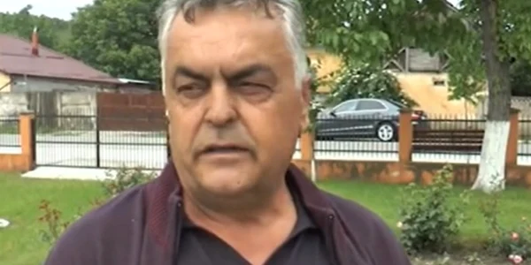 Constantin Cîrstina - primar Orleşti - Vâlcea Foto Adevărul