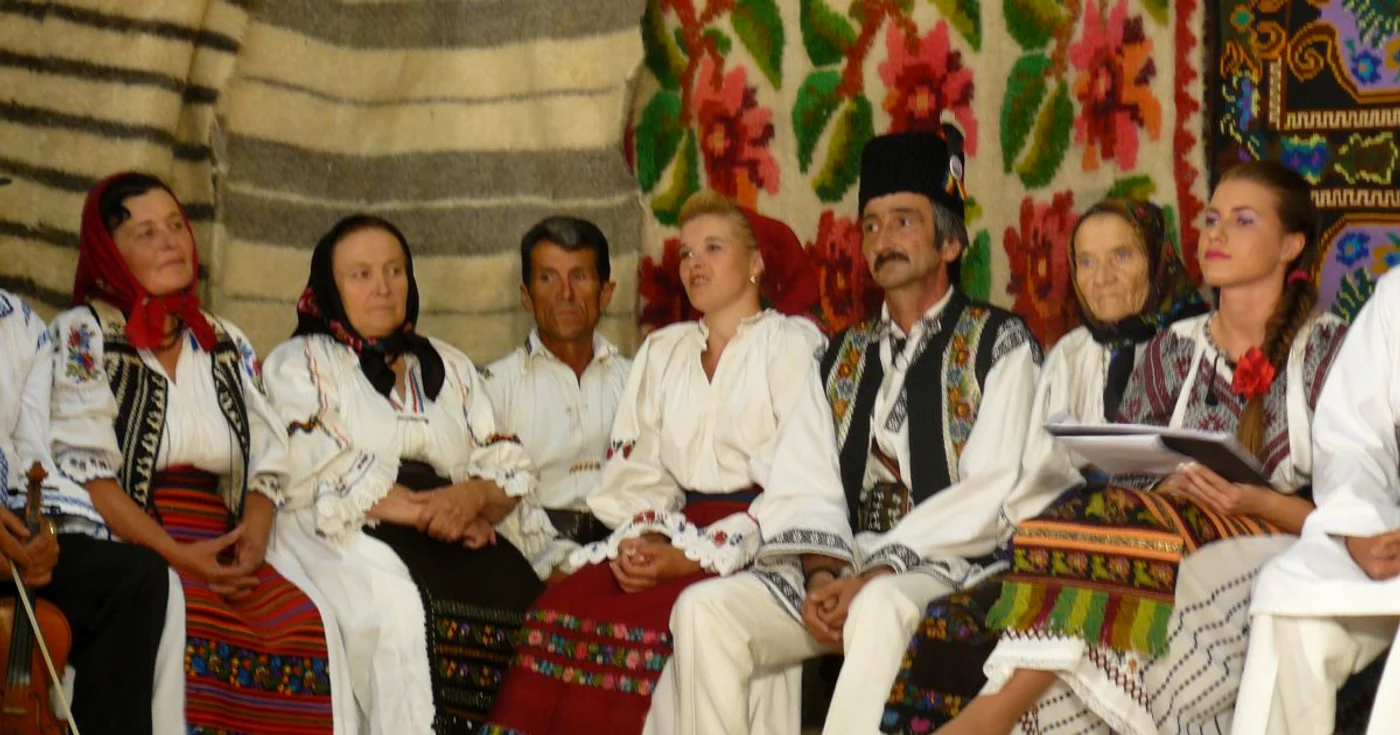 Datinile străbune vor fi puse în scenă la Centrul Cultural
