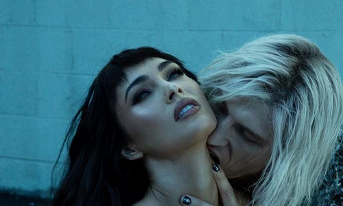 1 megan fox si machine gun kelly nud pentru gq 3 jpg jpeg