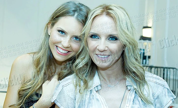 Mezina seamănă izbitor cu mama sa, Camelia